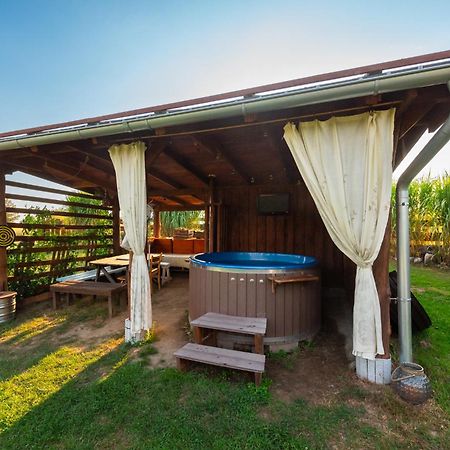 Nad Stawem Bogaczewo Vila Güldenboden Exterior foto